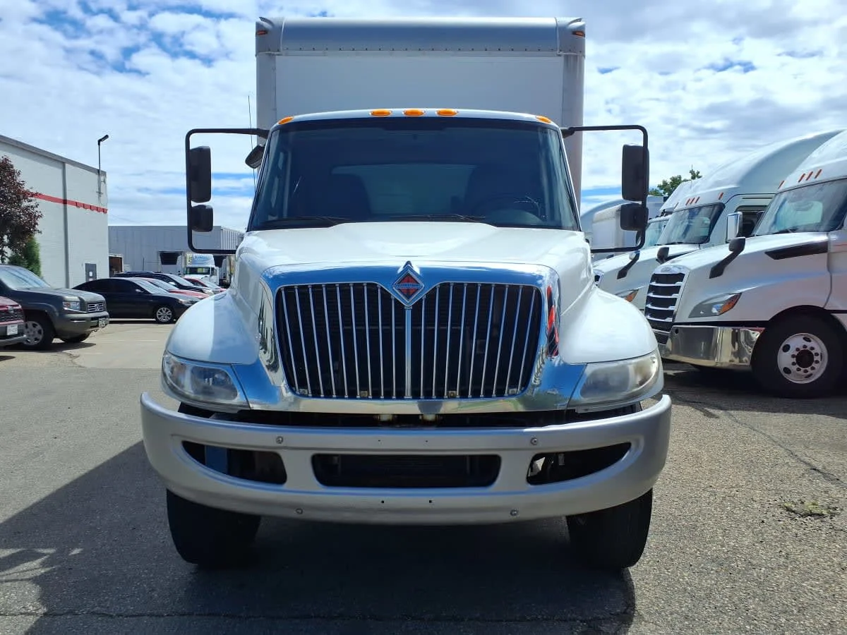 2019 International 4300 in Minneapolis, MN — photo 2