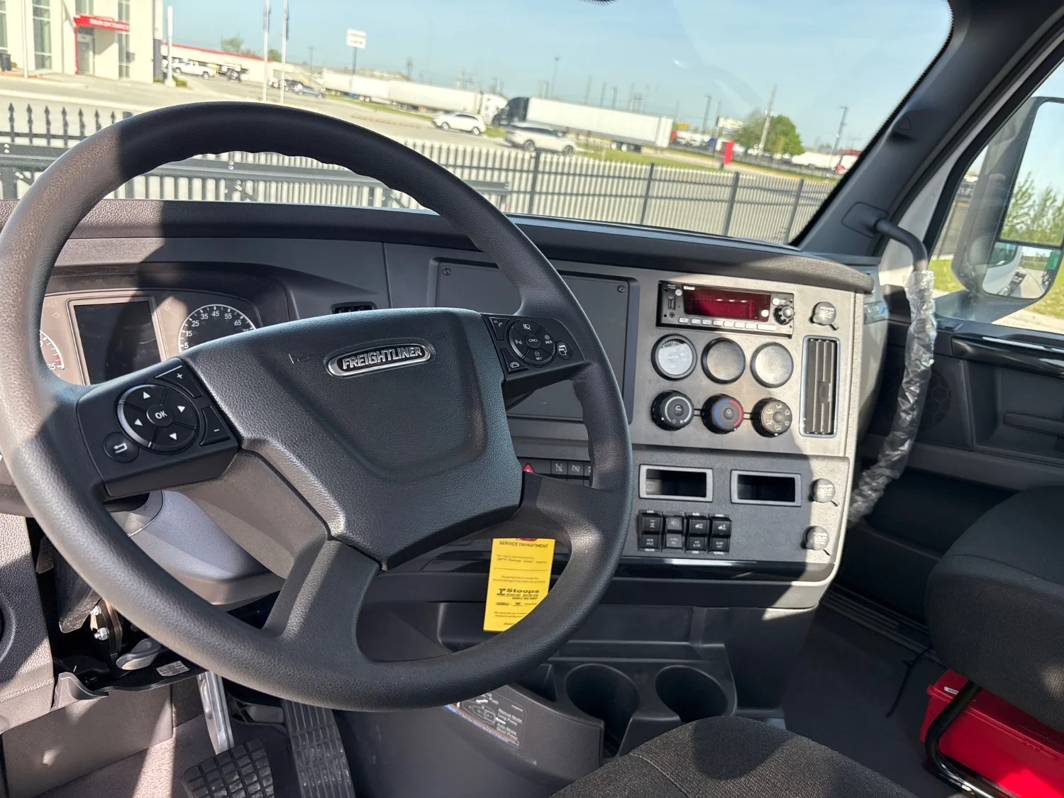2026 Freightliner Cascadia in Fremont, IN — photo 5