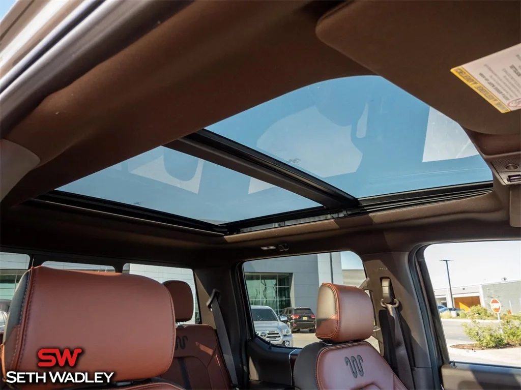 2022 Ford — photo 25