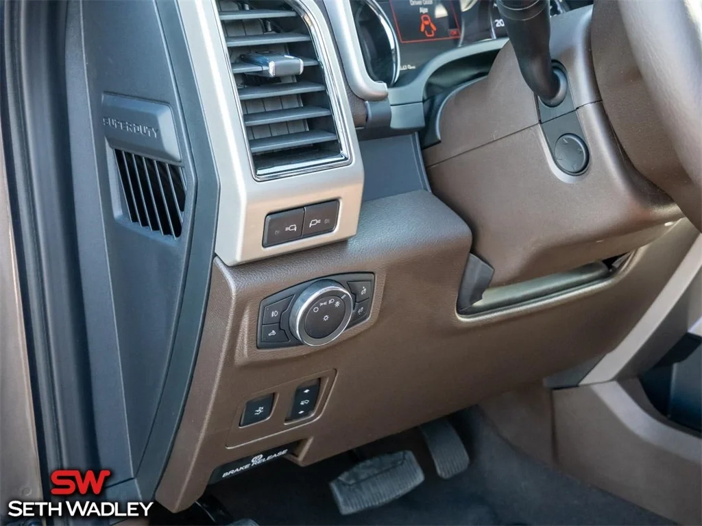 2022 Ford — photo 43