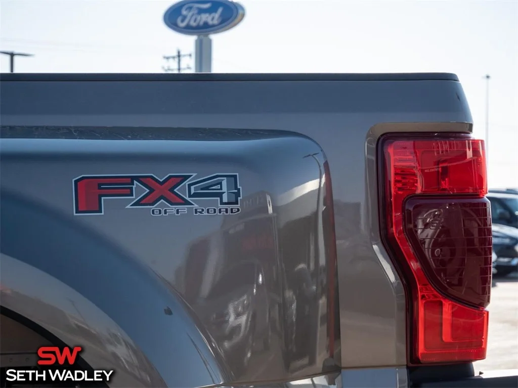 2022 Ford — photo 9