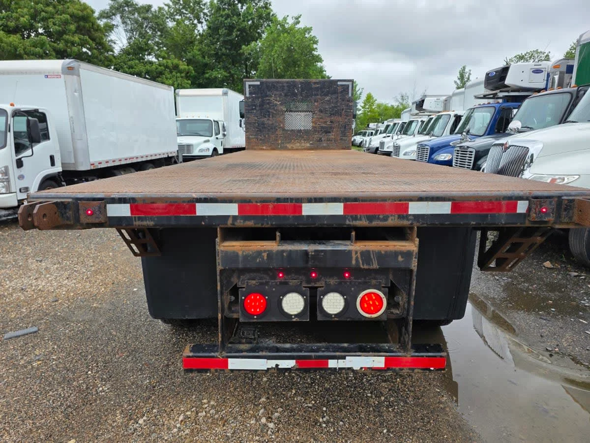 2016 Freightliner M2 106 - image 5