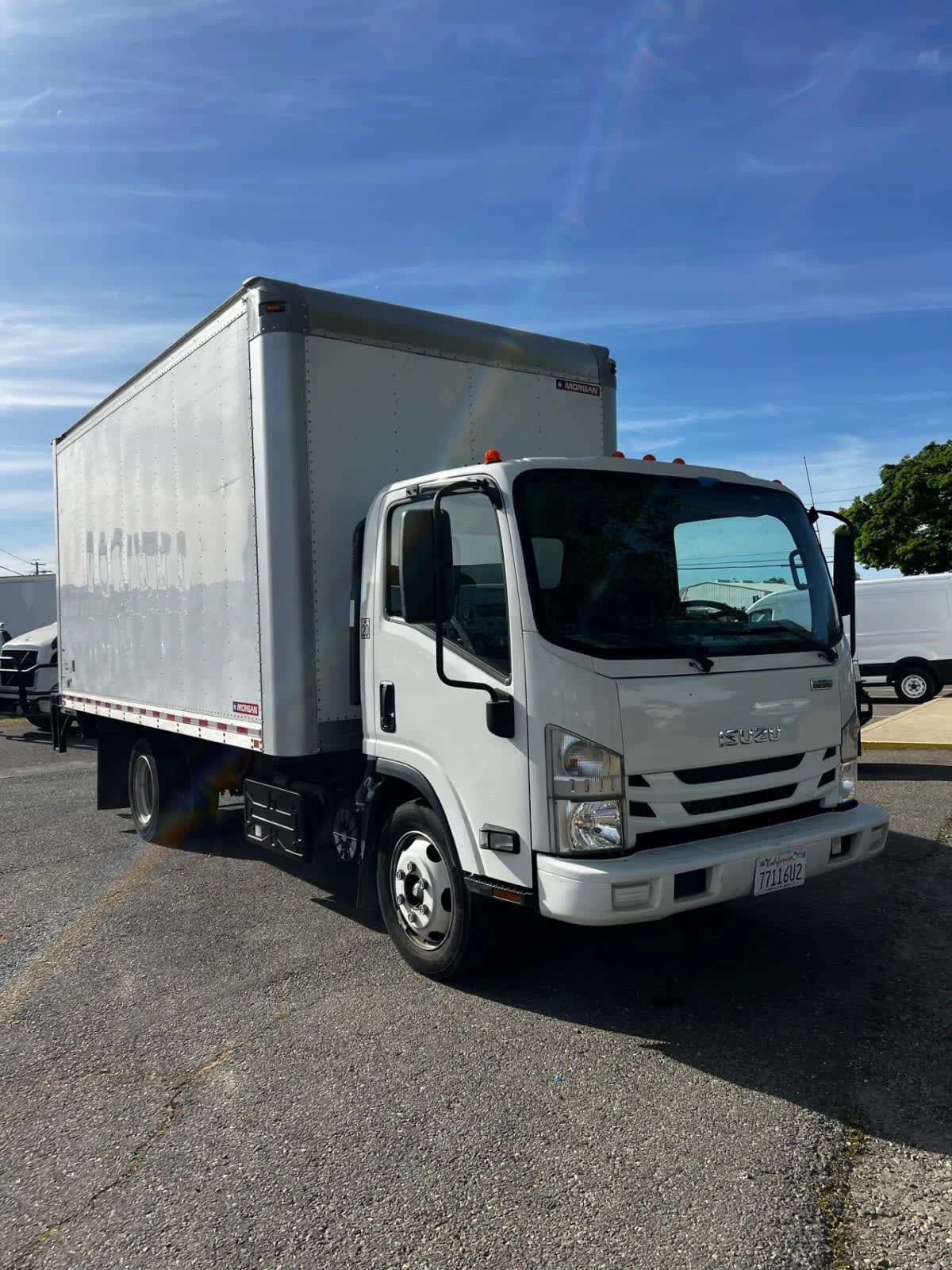 2020 Isuzu NPR - image 3