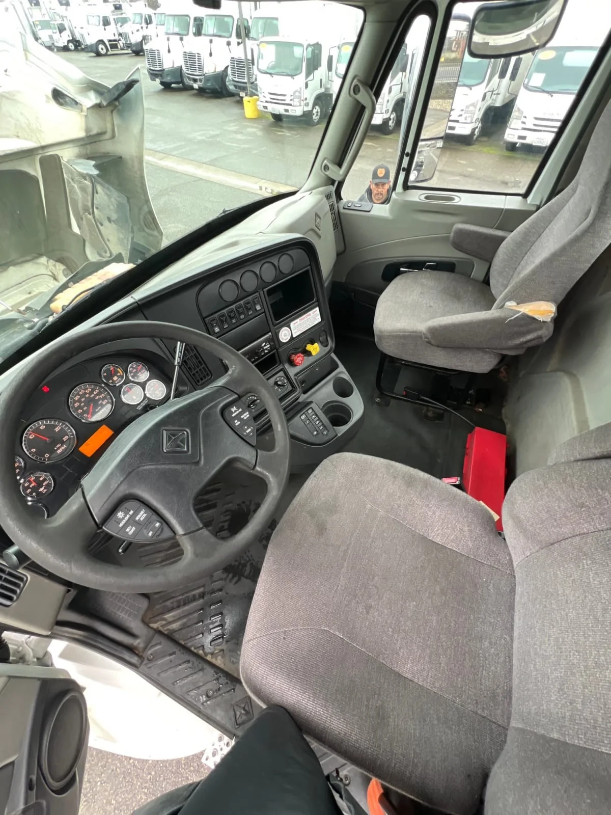 2017 International ProStar - image 7