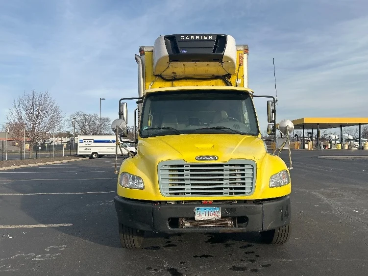 2006 Freightliner M2 106 in Chicopee, MA — photo 2