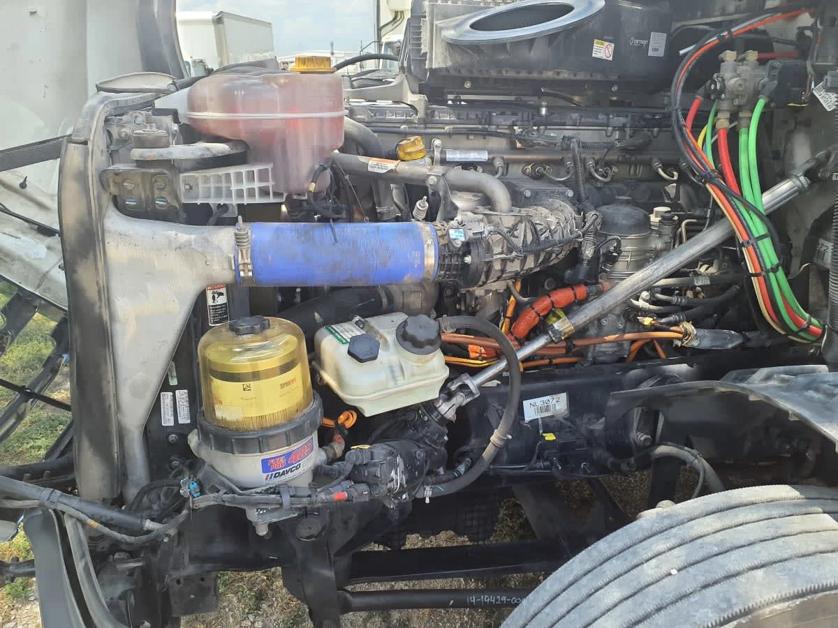 2022 Freightliner Cascadia in Converse, TX — photo 8