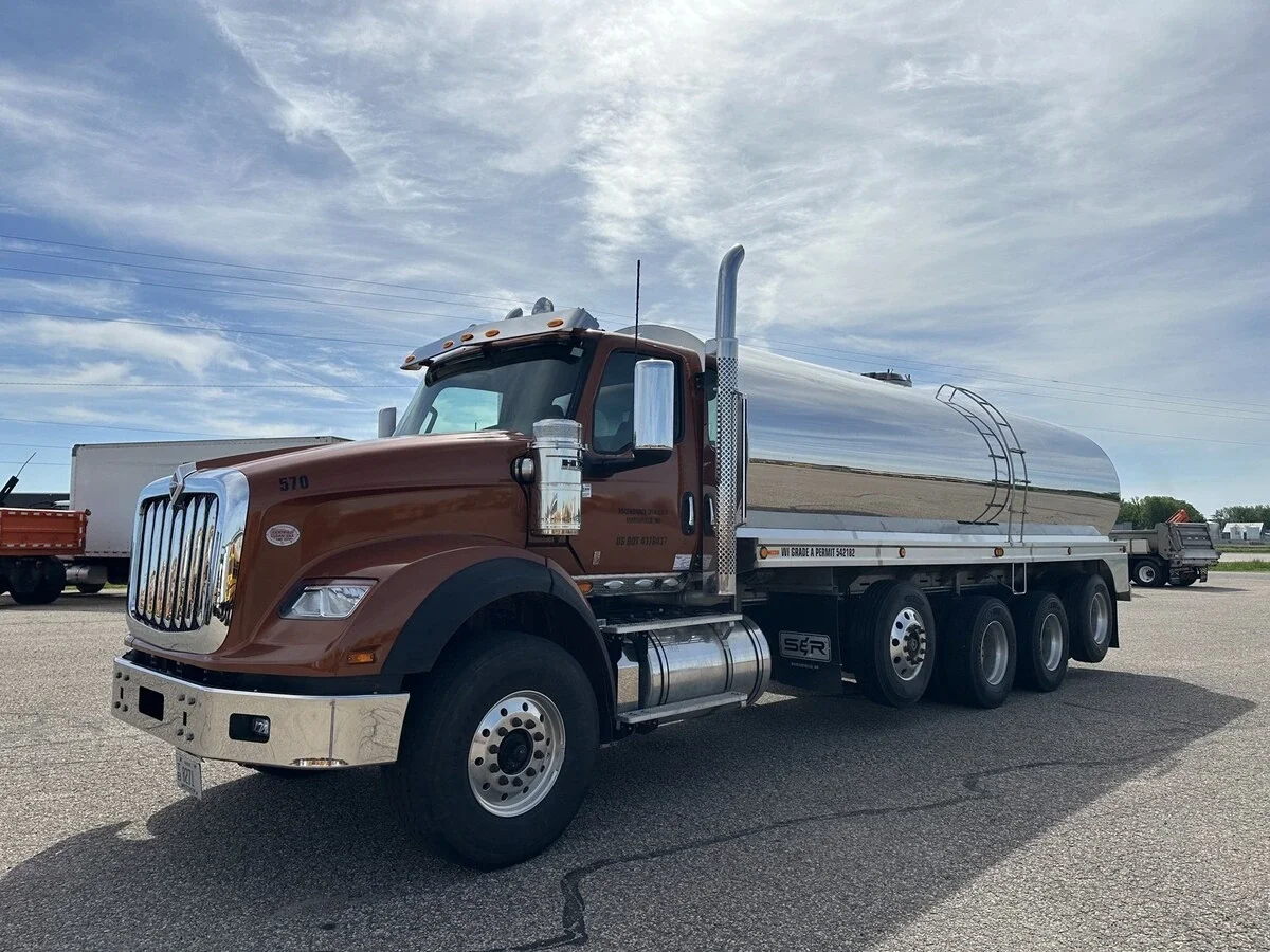 2025 International HX in Marshfield, WI