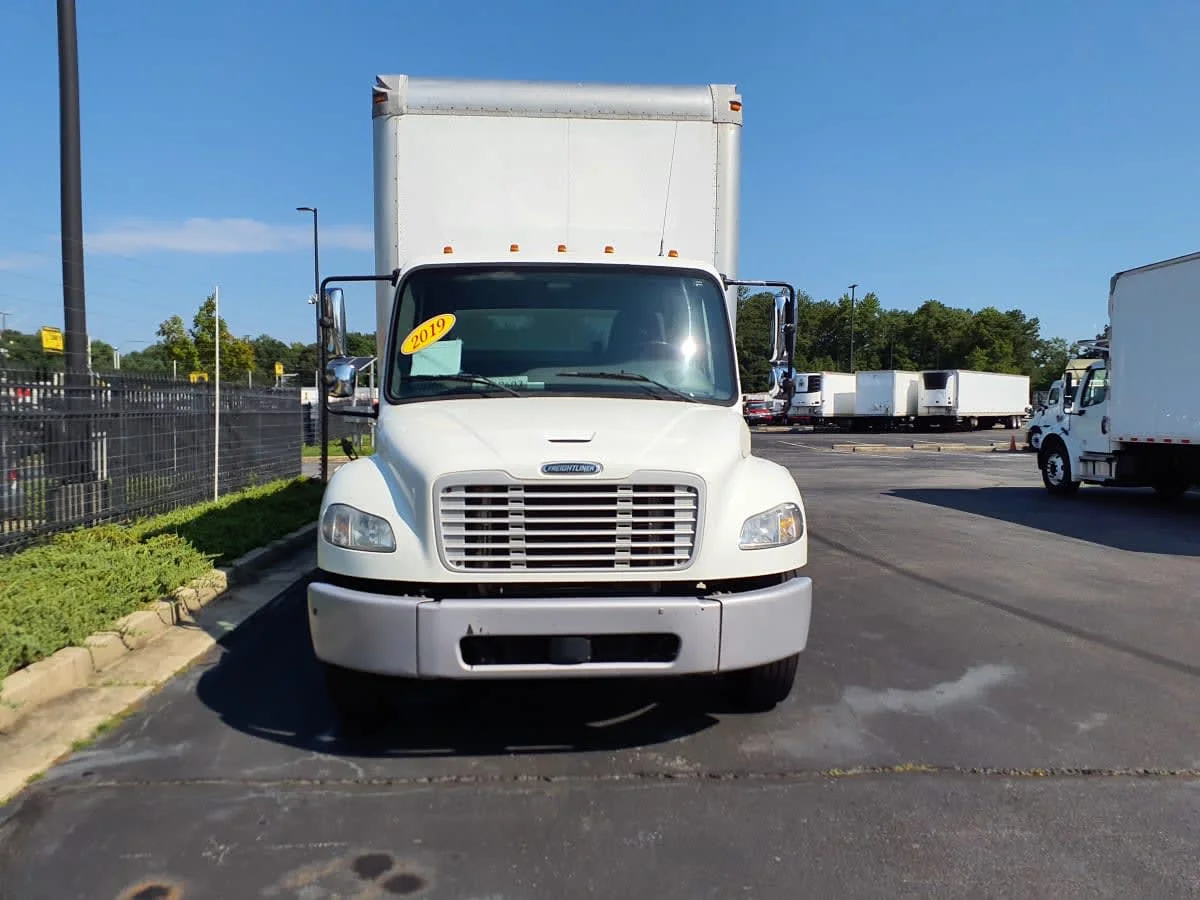 2019 Freightliner M2 106 in Atlanta, GA — photo 2