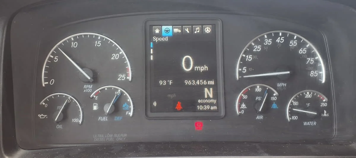 2020 Freightliner Cascadia in Memphis, TN — photo 9