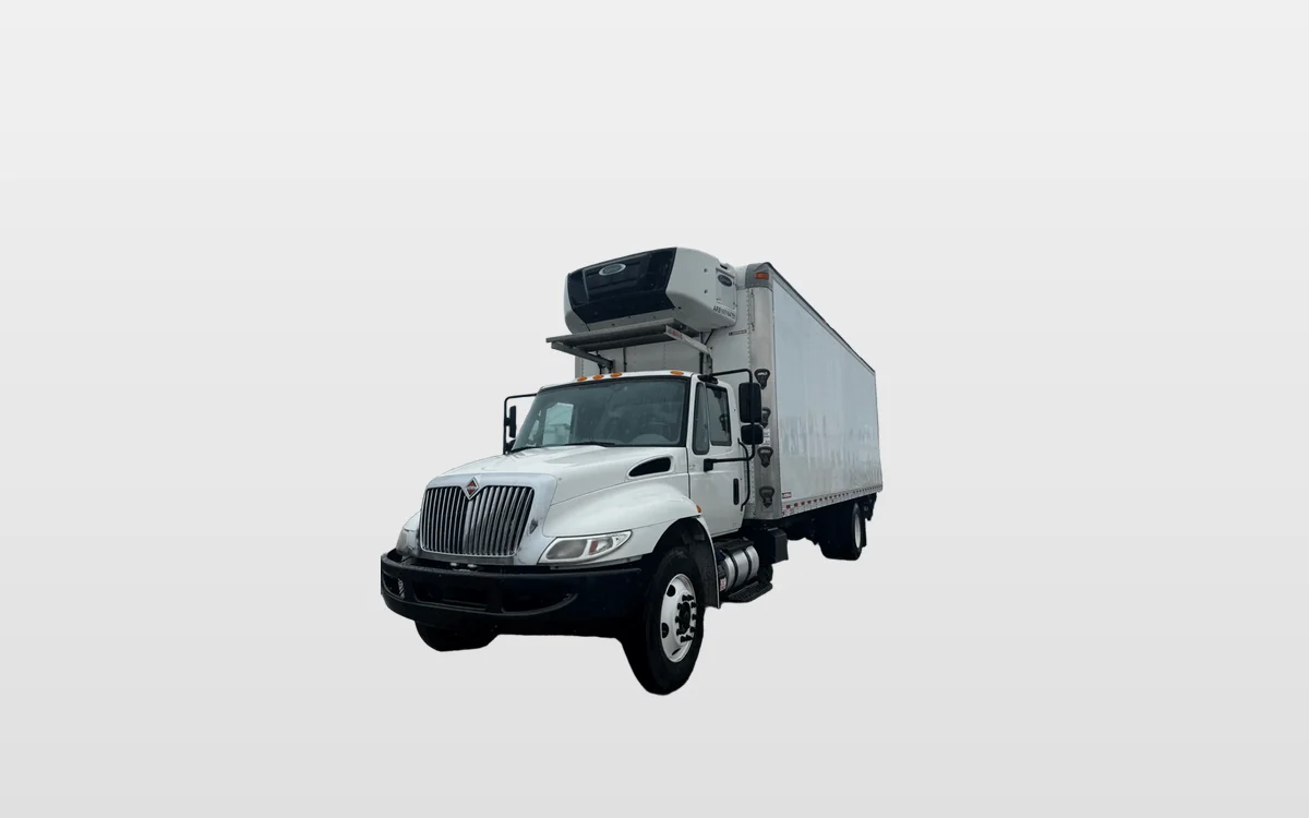 2017 International 4300 - image 1