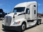 2023 Kenworth T680 in Location: Fontana, CA — photo 11