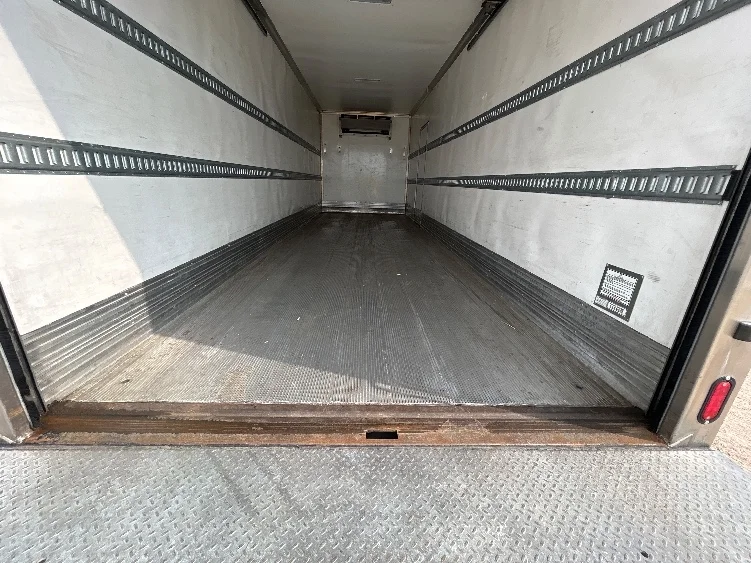 2022 International MV - image 10