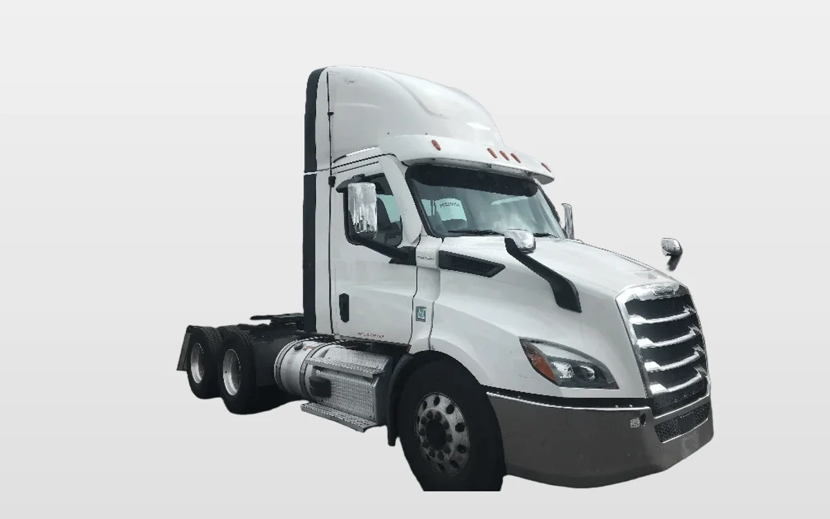 2021 Freightliner Cascadia - image 1