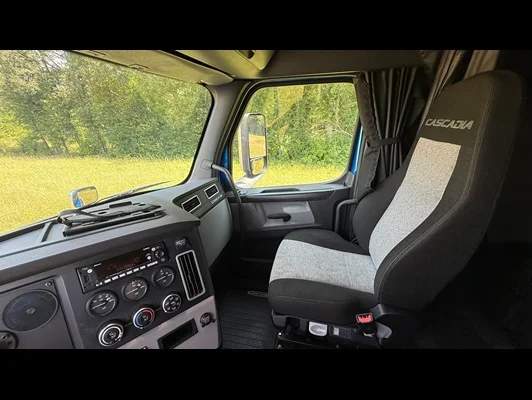 2023 Freightliner in Texarkana, TX — photo 13