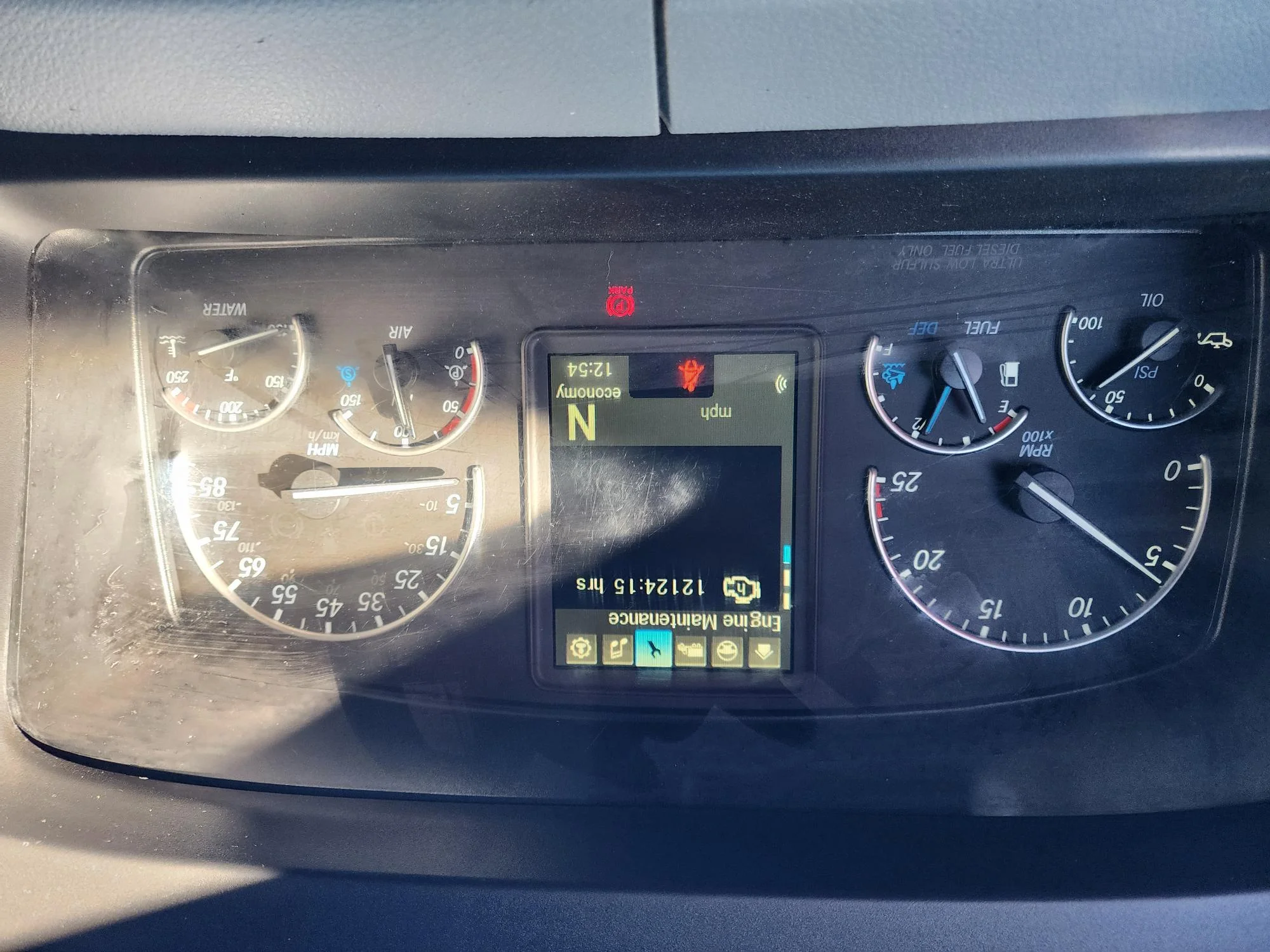 2021 Freightliner Cascadia in San Diego, CA — photo 18