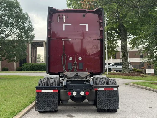 2023 Kenworth T680 in Nashville, TN — photo 5