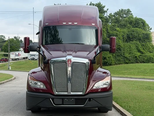 2023 Kenworth T680 in Nashville, TN — photo 12