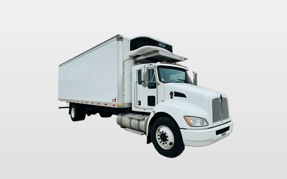 2021 Kenworth T270 - image 1