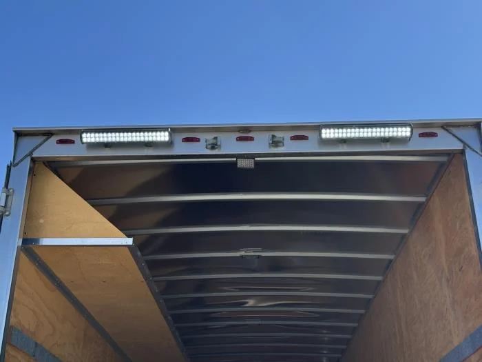 2018 International 4300 - image 18