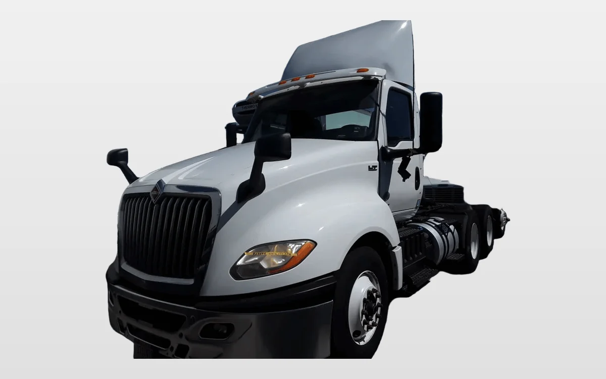 2019 International - image 1