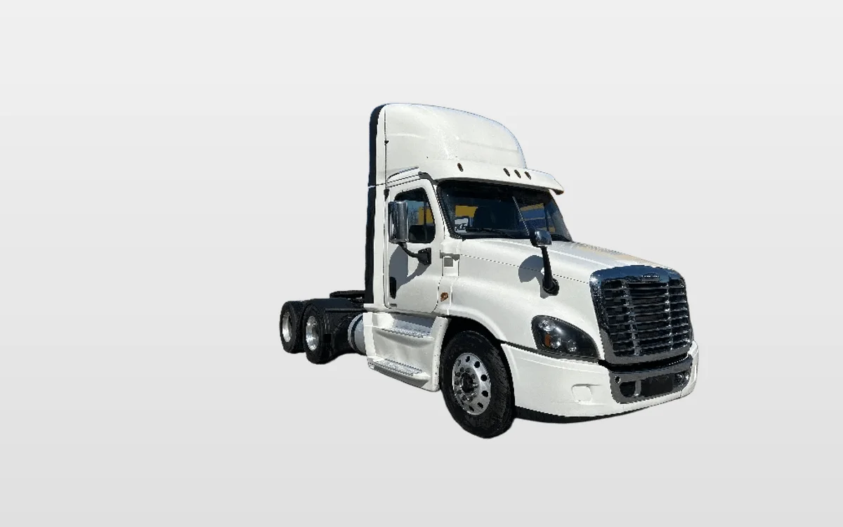 2018 Freightliner - image 1