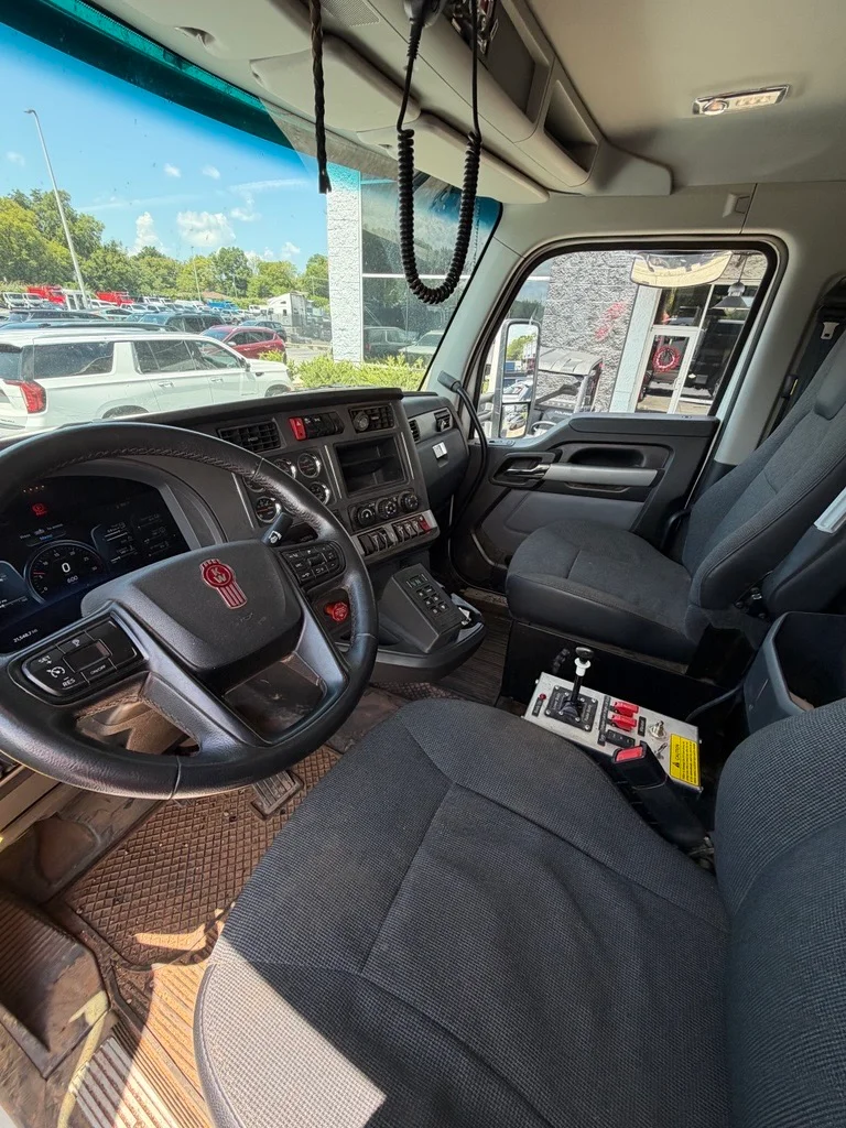 2025 Kenworth in Birmingham, AL — photo 10