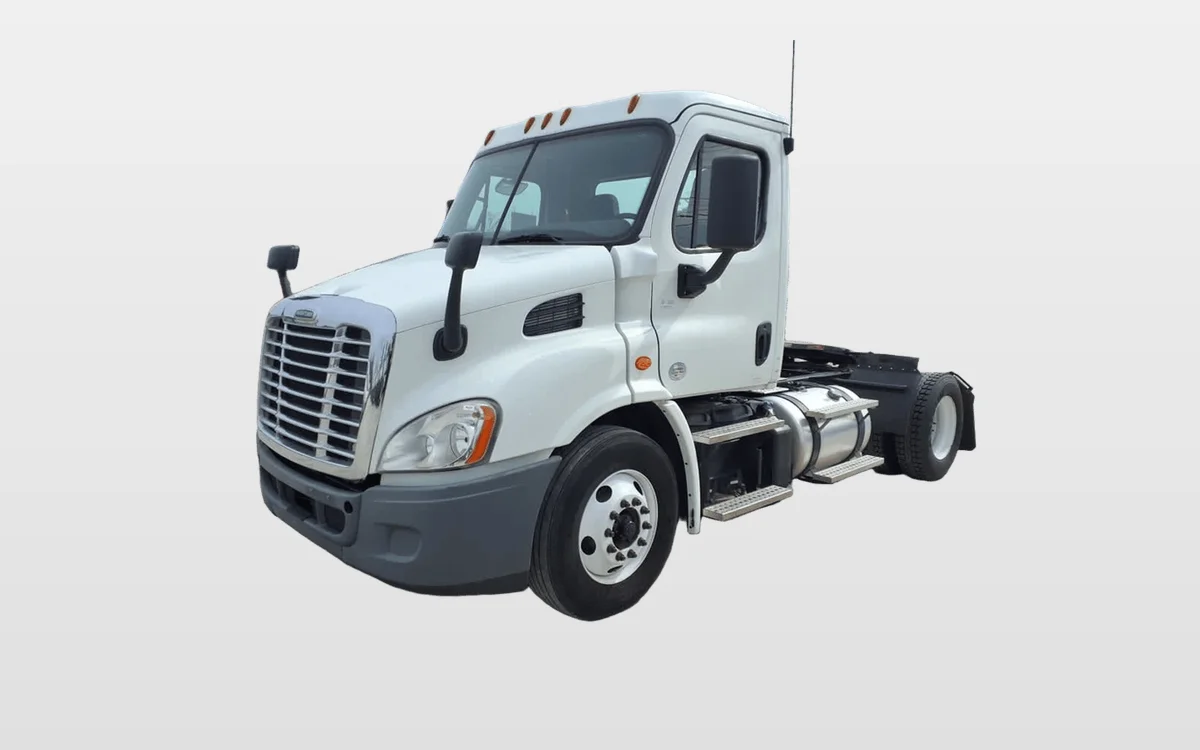 2019 Freightliner - image 1