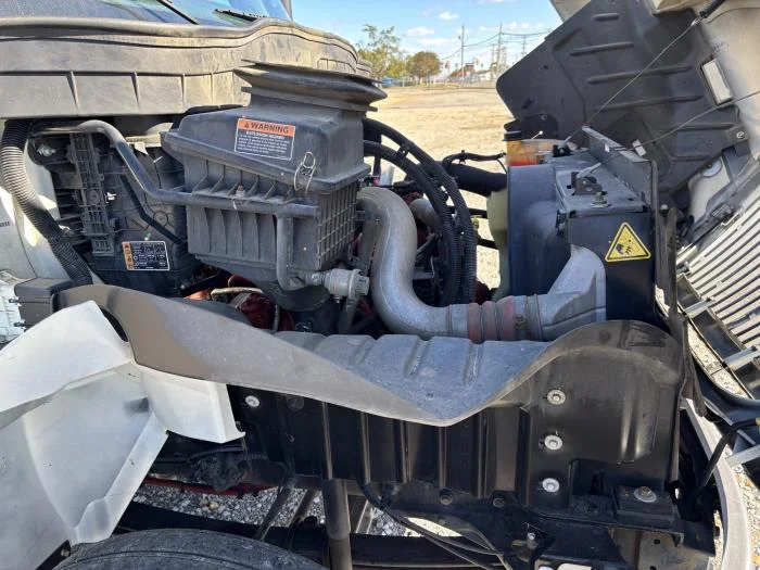 2022 International MV - image 10