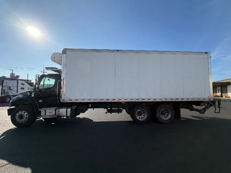 2023 Freightliner M2 106 - image 4