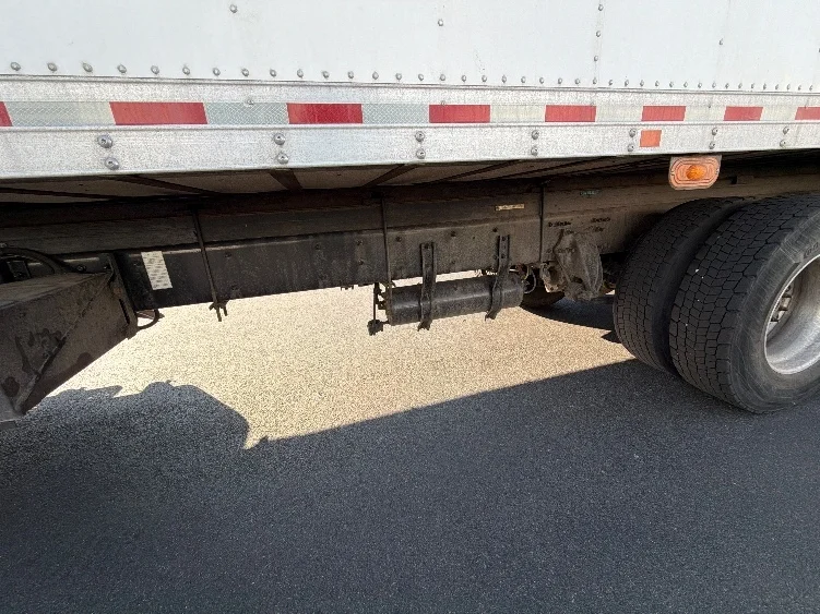 2023 Freightliner M2 106 - image 5