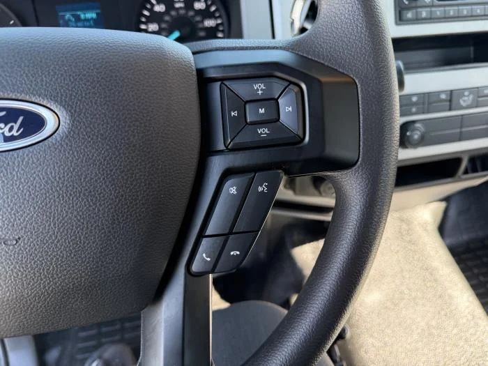 2027 Ford F-750 — photo 18