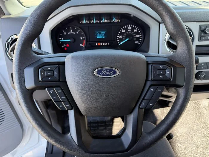 2027 Ford F-750 — photo 17