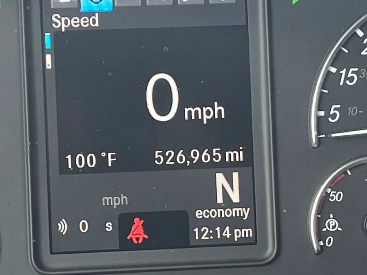 2021 Freightliner Cascadia in Beltsville, MD — photo 11
