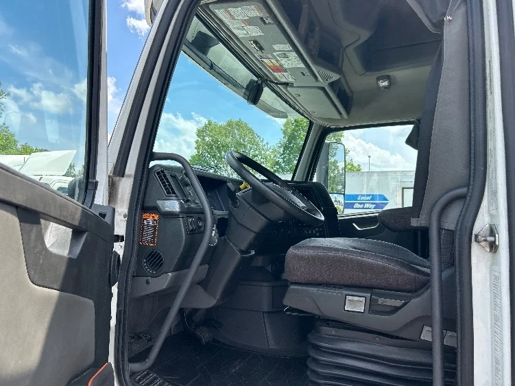 2023 Volvo VNL 760 in Augusta, GA — photo 9