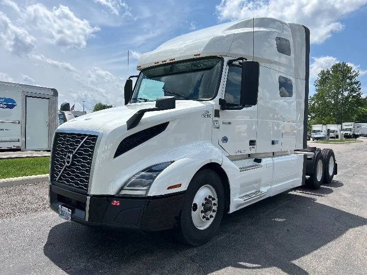 2023 Volvo VNL 760 in Augusta, GA — photo 3