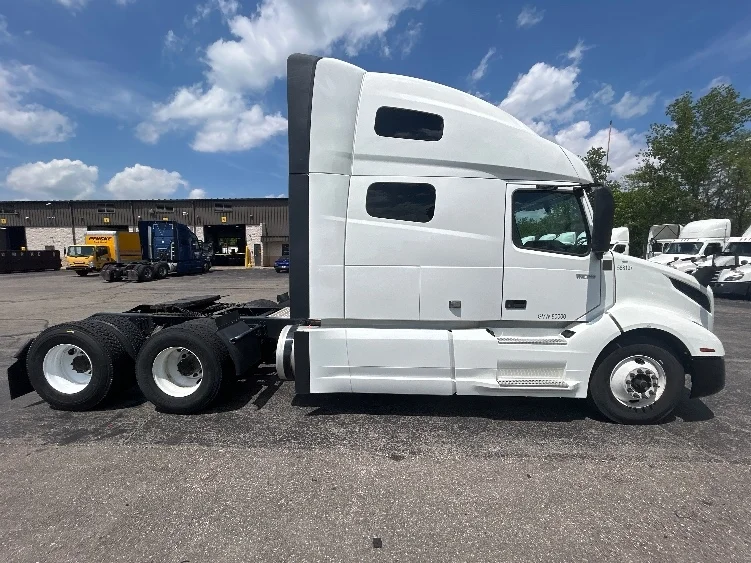 2023 Volvo VNL 760 in Augusta, GA — photo 8