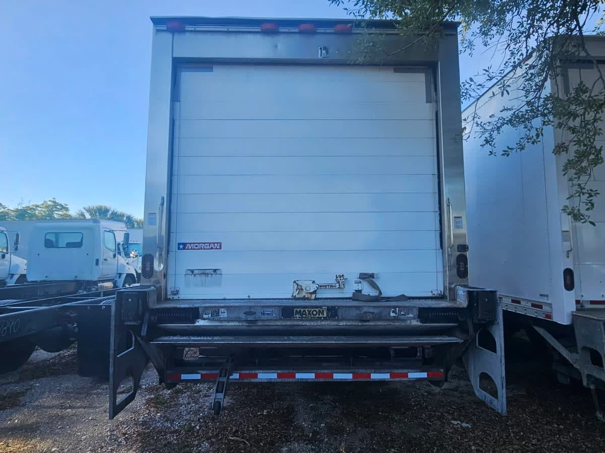 2019 Freightliner M2 106 in Orlando, FL — photo 5
