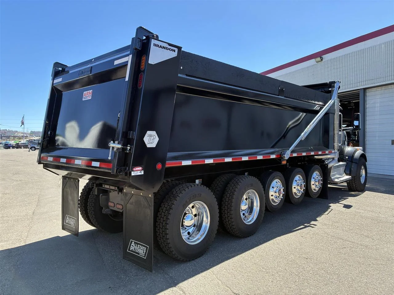 2026 Peterbilt 567 - image 4