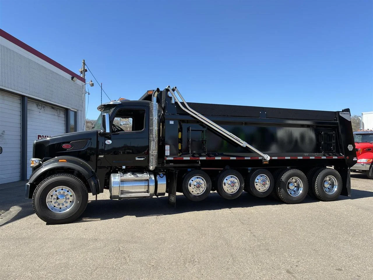 2026 Peterbilt 567