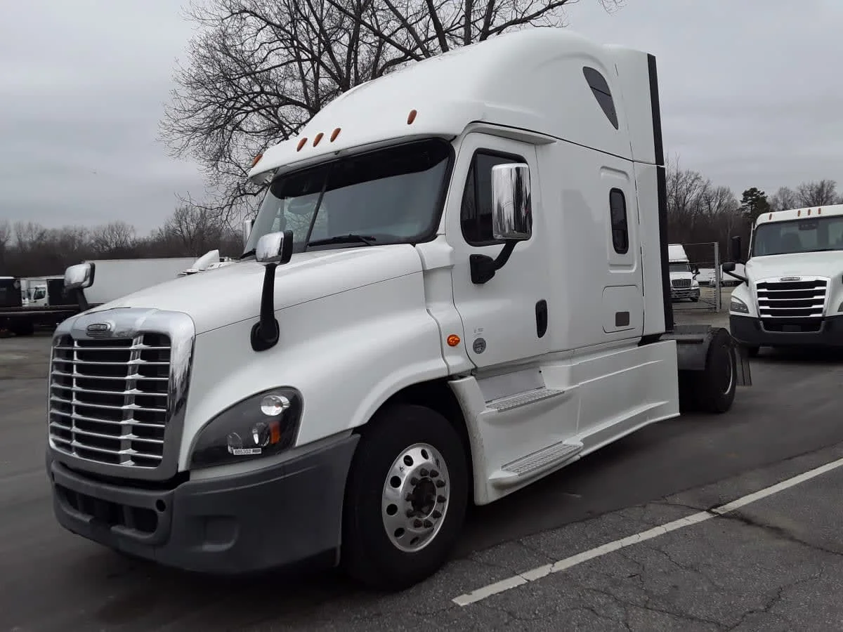 2020 Freightliner Cascadia in Charlotte, NC