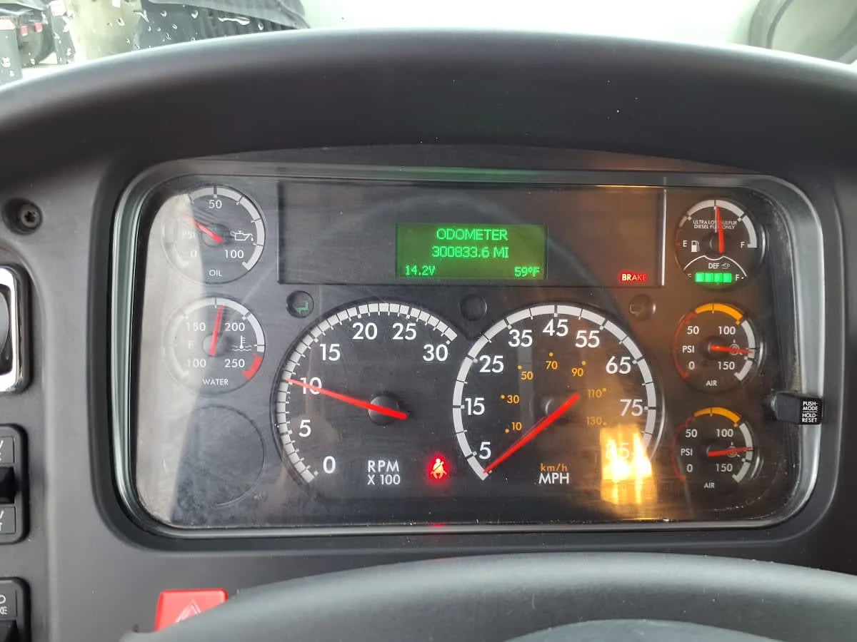 2020 Freightliner M2 106 in Fort Worth, TX — photo 11