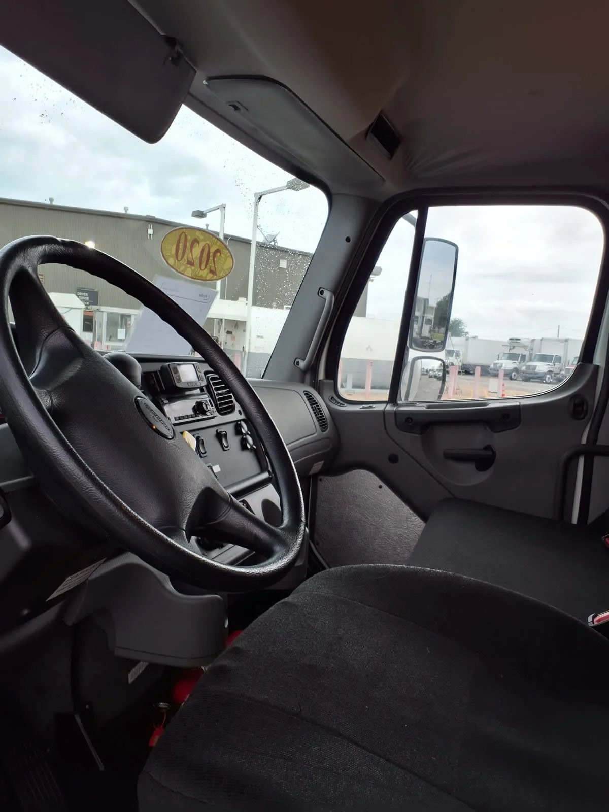 2020 Freightliner M2 106 in Fort Worth, TX — photo 7