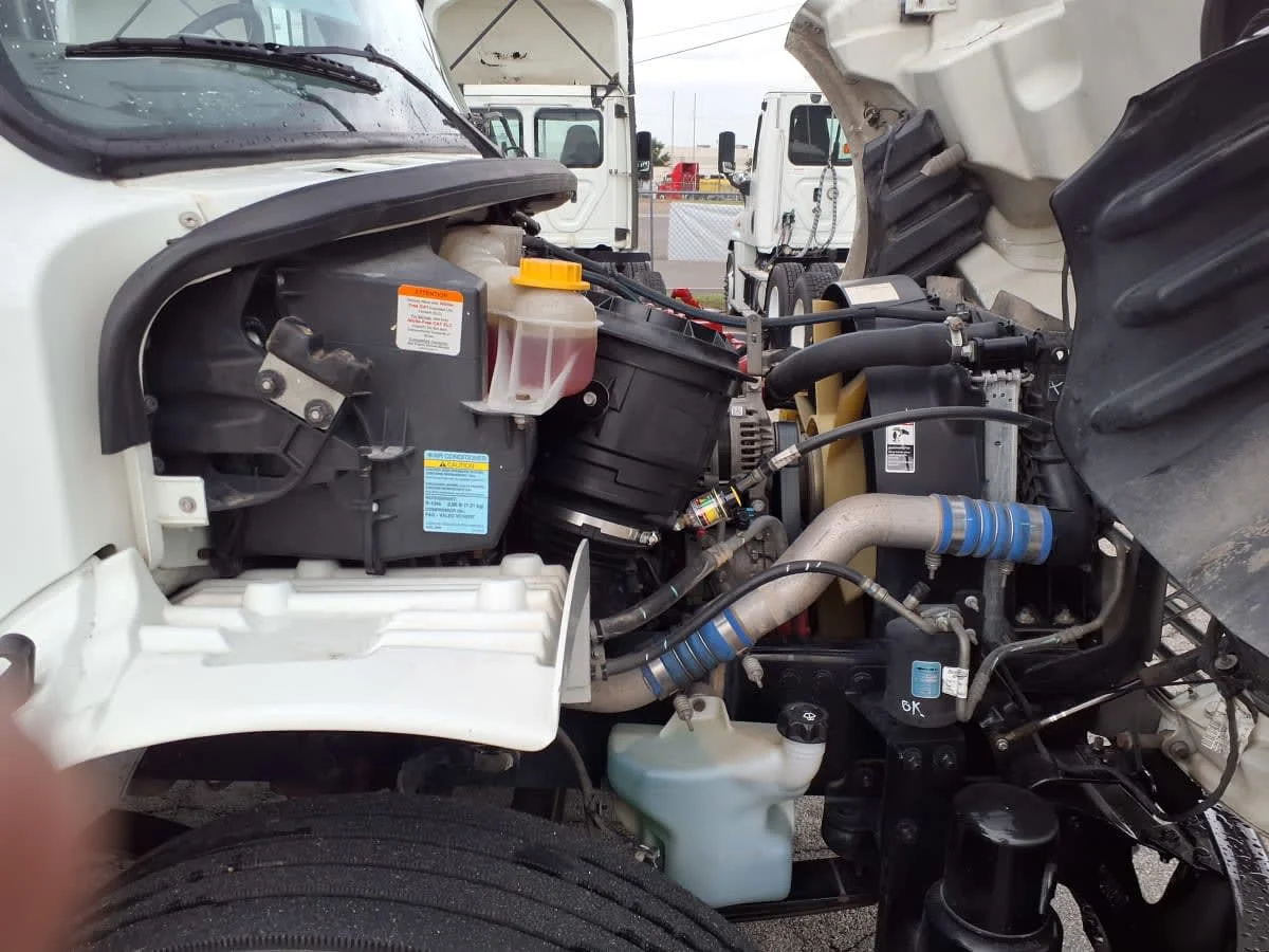 2020 Freightliner M2 106 in Fort Worth, TX — photo 10