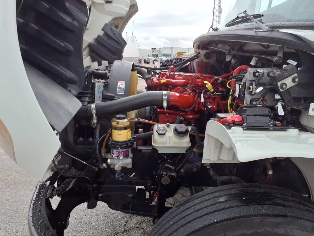 2020 Freightliner M2 106 in Fort Worth, TX — photo 9