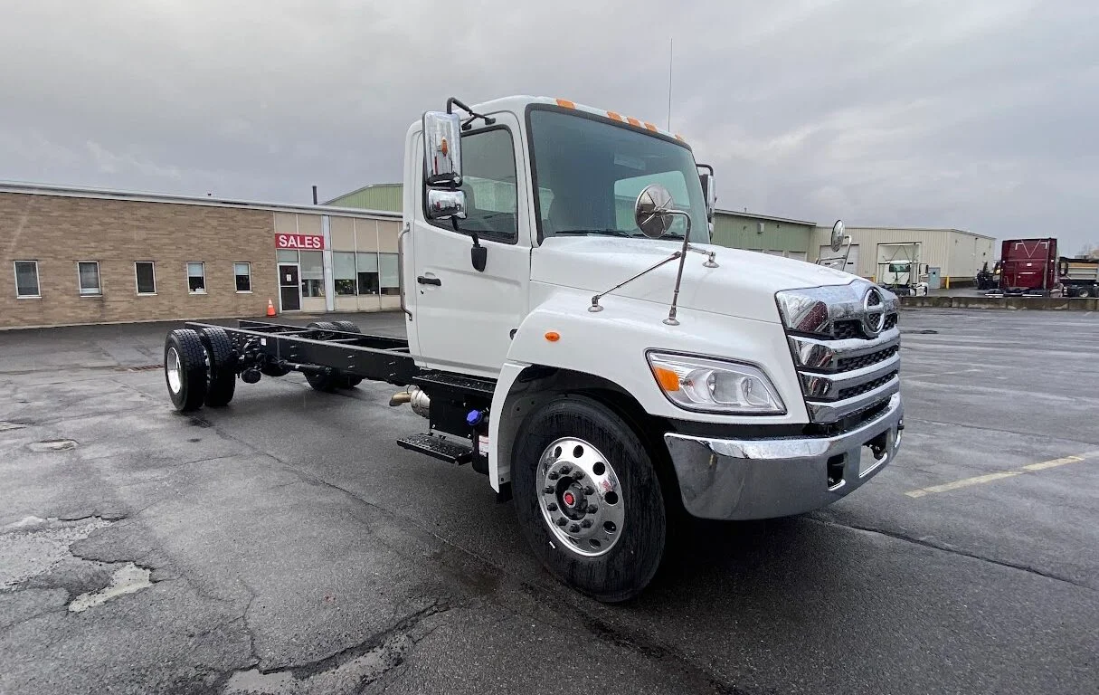2025 Hino L6