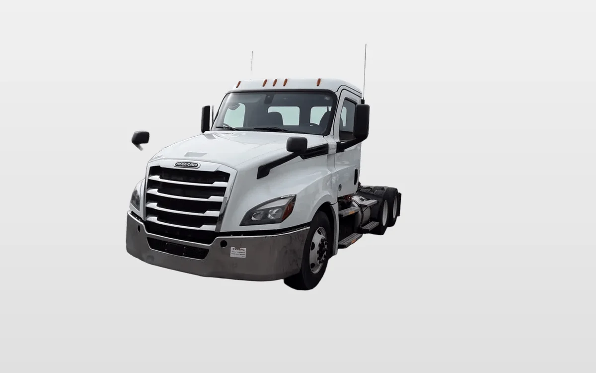 2020 Freightliner - image 1