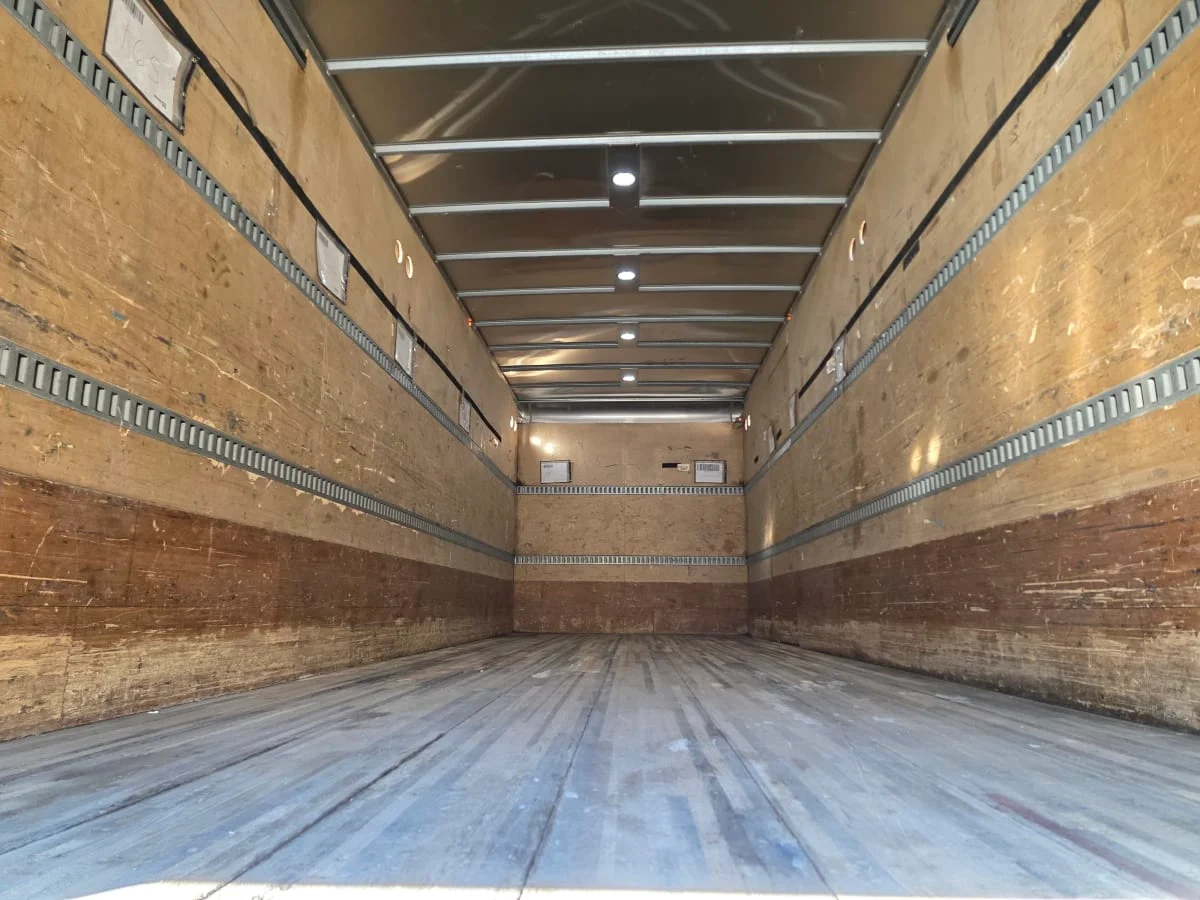 2019 Freightliner M2 106 - image 8