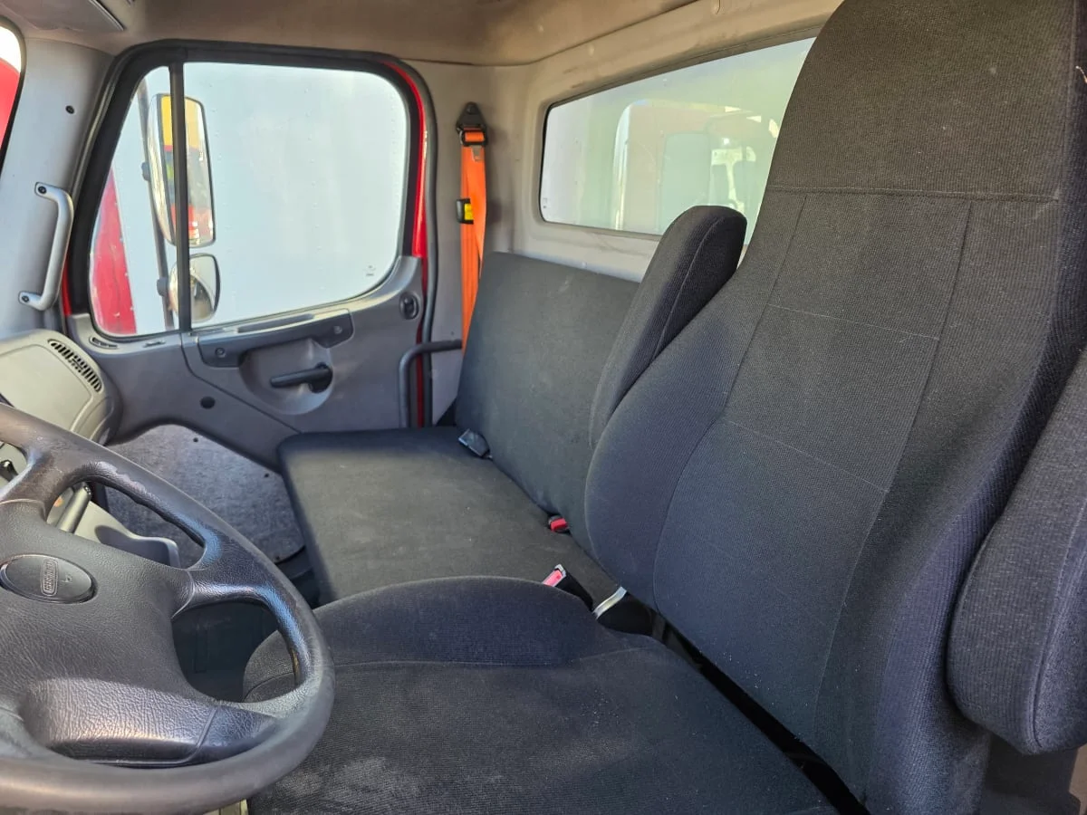 2019 Freightliner M2 106 in Bensalem, PA — photo 7