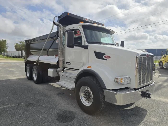 2025 Peterbilt 567 — photo 8