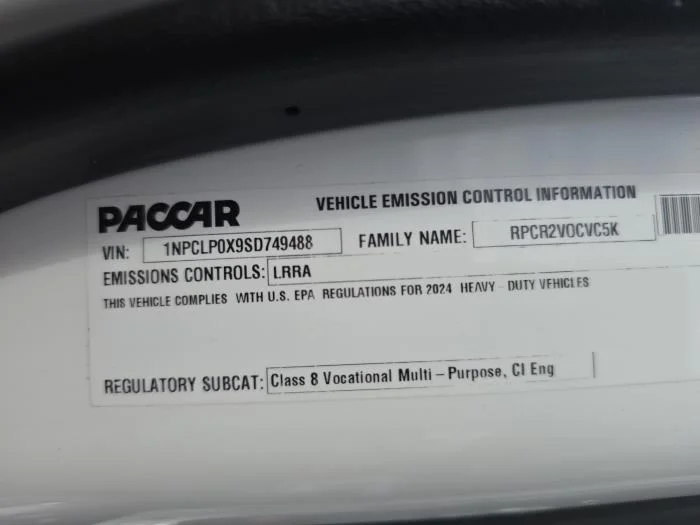 2025 Peterbilt 567 — photo 28
